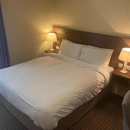 Mcnulty'S Guest House 에니스크론 외부 사진